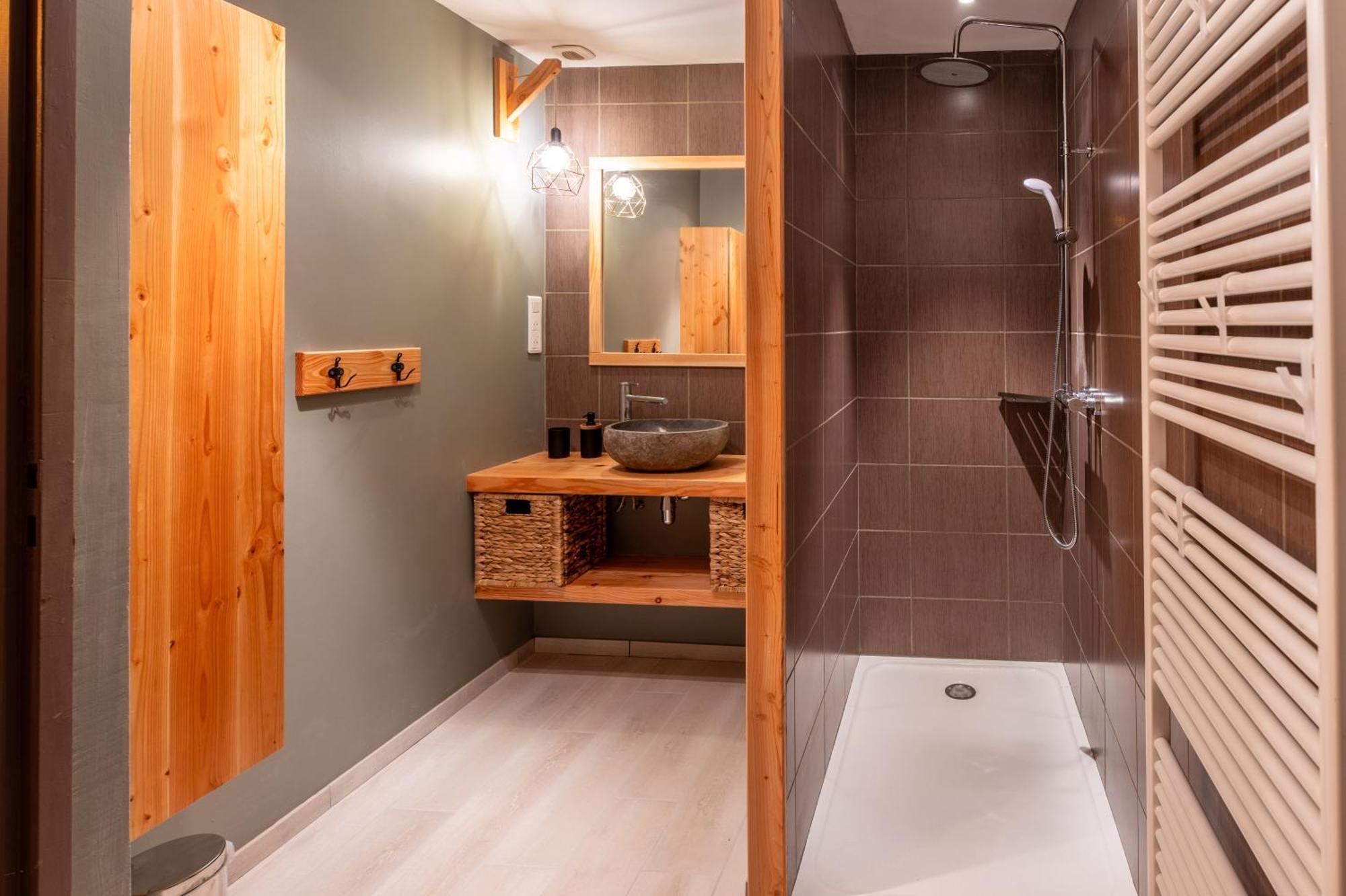Cocon De La Belle De Vosges 3 Chambres Ремирмонт Екстериор снимка