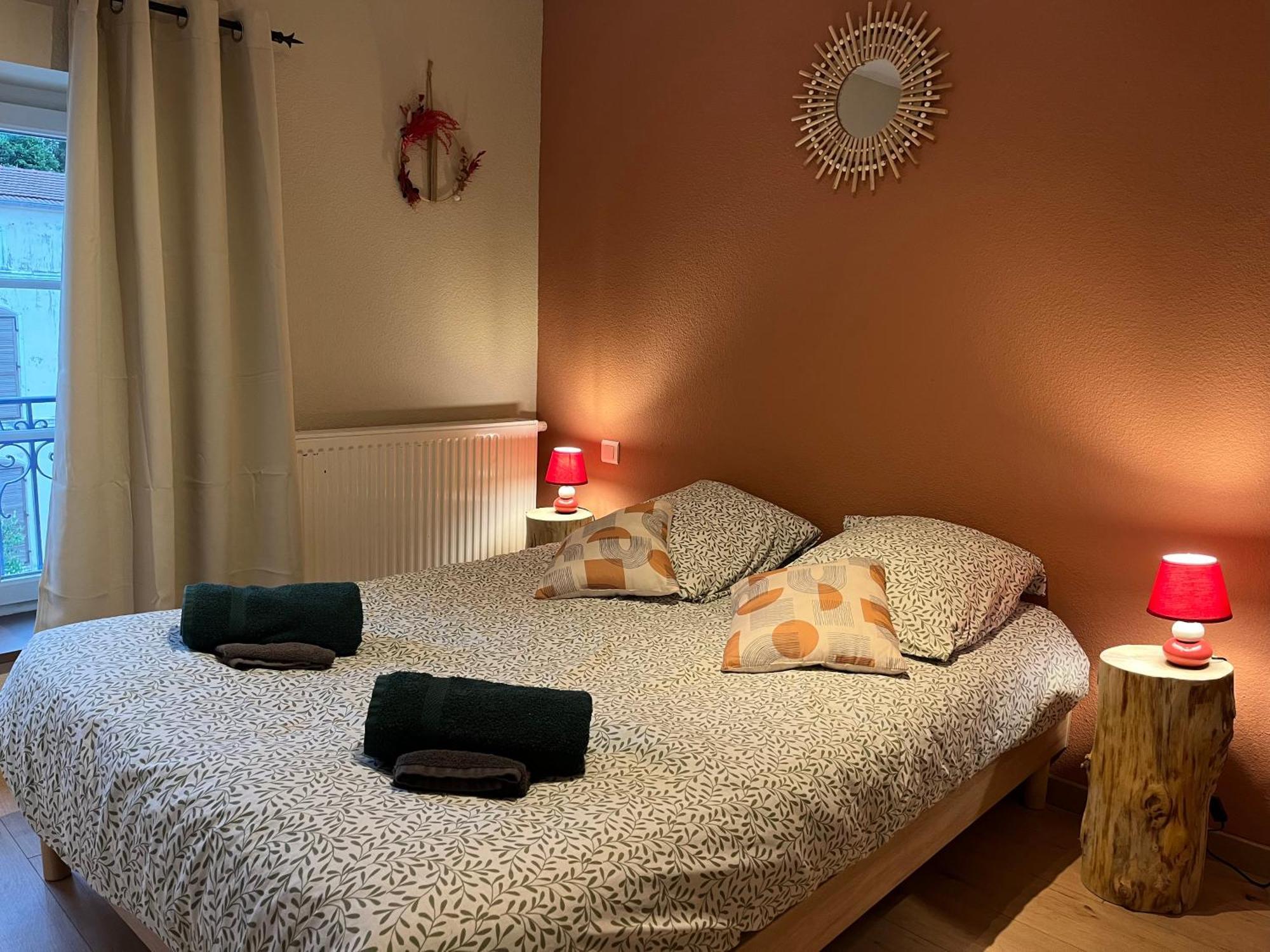Cocon De La Belle De Vosges 3 Chambres Ремирмонт Екстериор снимка